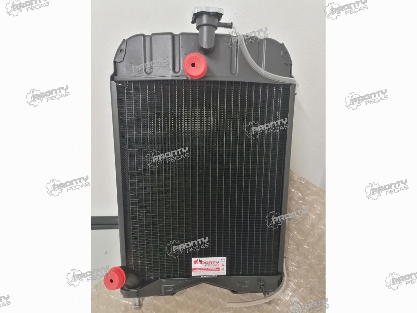 RADIADOR AGUA MF 135